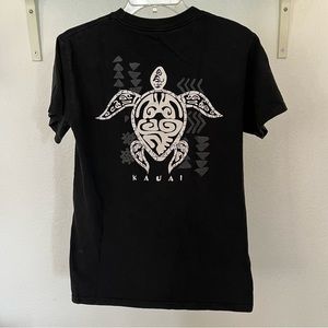 🌊Kauai Honu (Sea Turtle) Black and White Graphic Tee